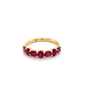 18K Yellow Gold Oval Ruby Alternating Pattern Ring