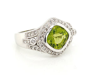 14K White Gold Bezel Set Peridot & Diamond Ring