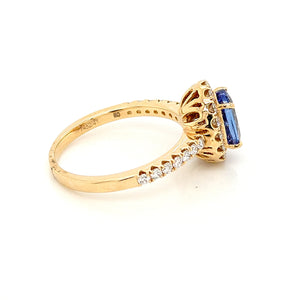 14K Yellow Gold Oval Tanzanite & Diamond Halo Ring