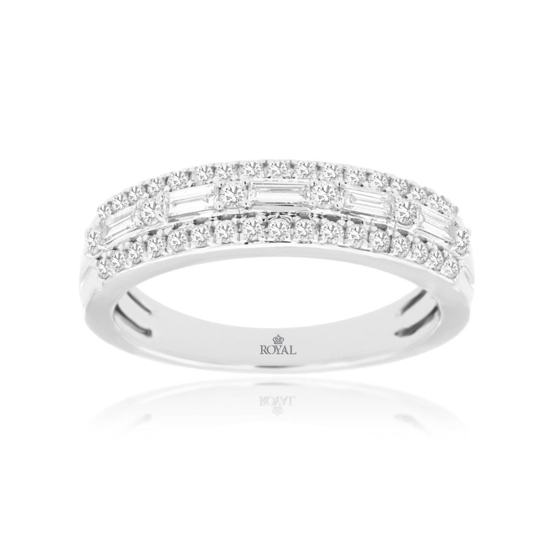14K White Gold Round & Baguette Diamond Ring