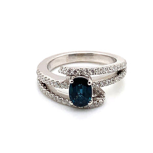 18K White Gold Sapphire & Diamond Fashion Ring
