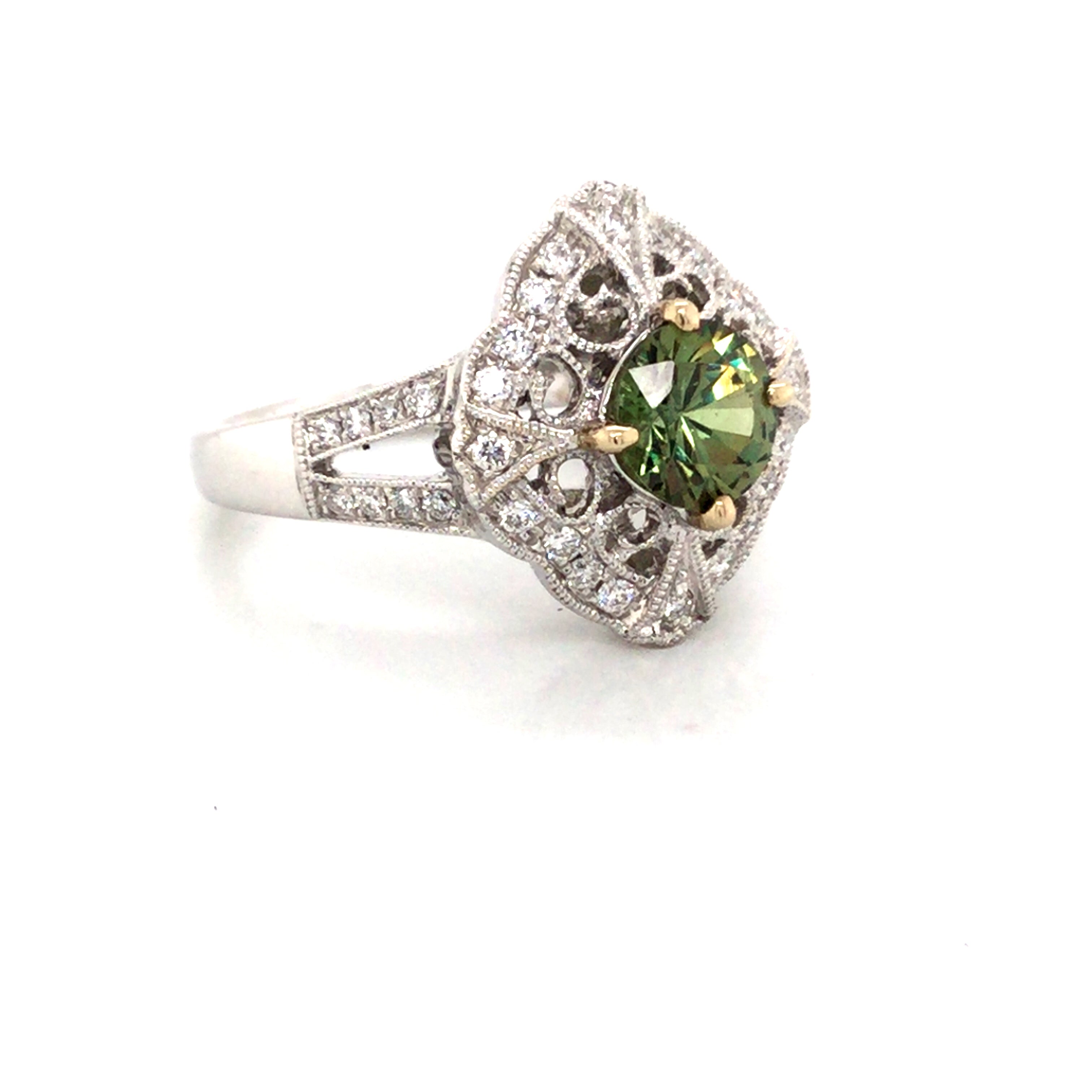 18K White Gold Diamond Vintage Style Ring With Round Diamonds & Green Tsavorite Garnet